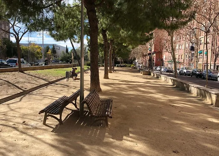 New! Apartment For 3 People Near Fira Gran Via