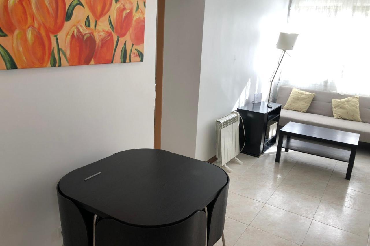 New! For 3 People Near Fira Gran Via Apartment *